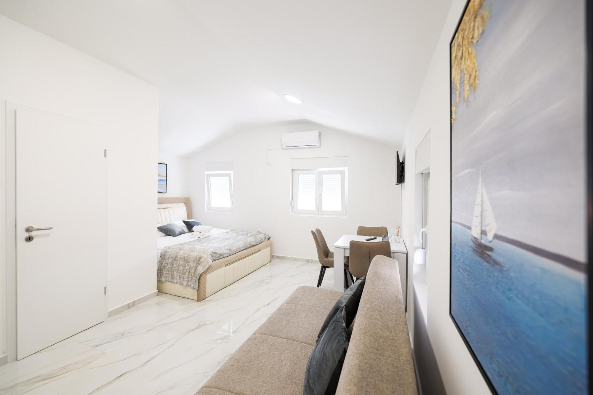 Premium Rooms Prince 扎达尔 外观 照片