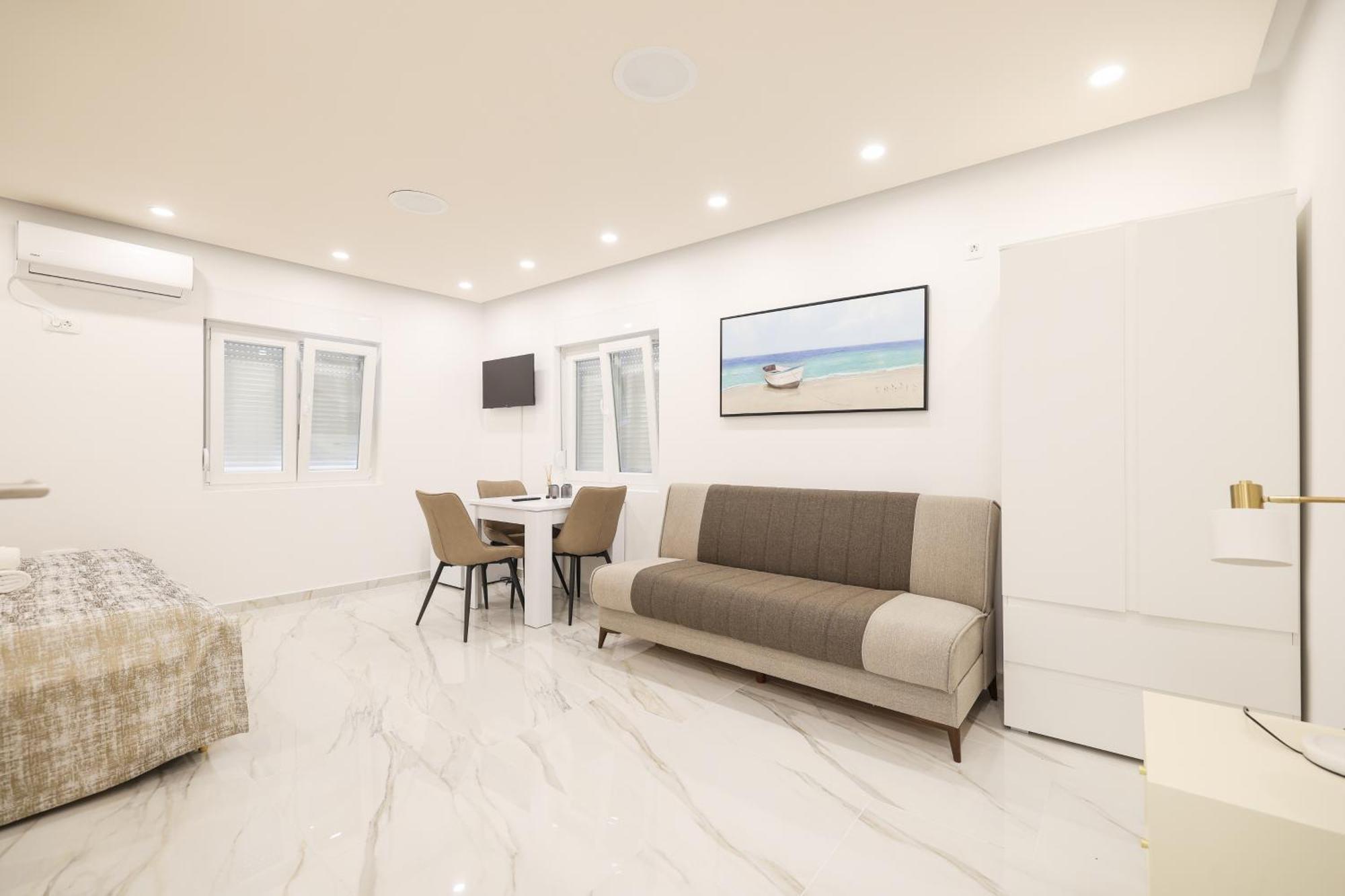 Premium Rooms Prince 扎达尔 外观 照片