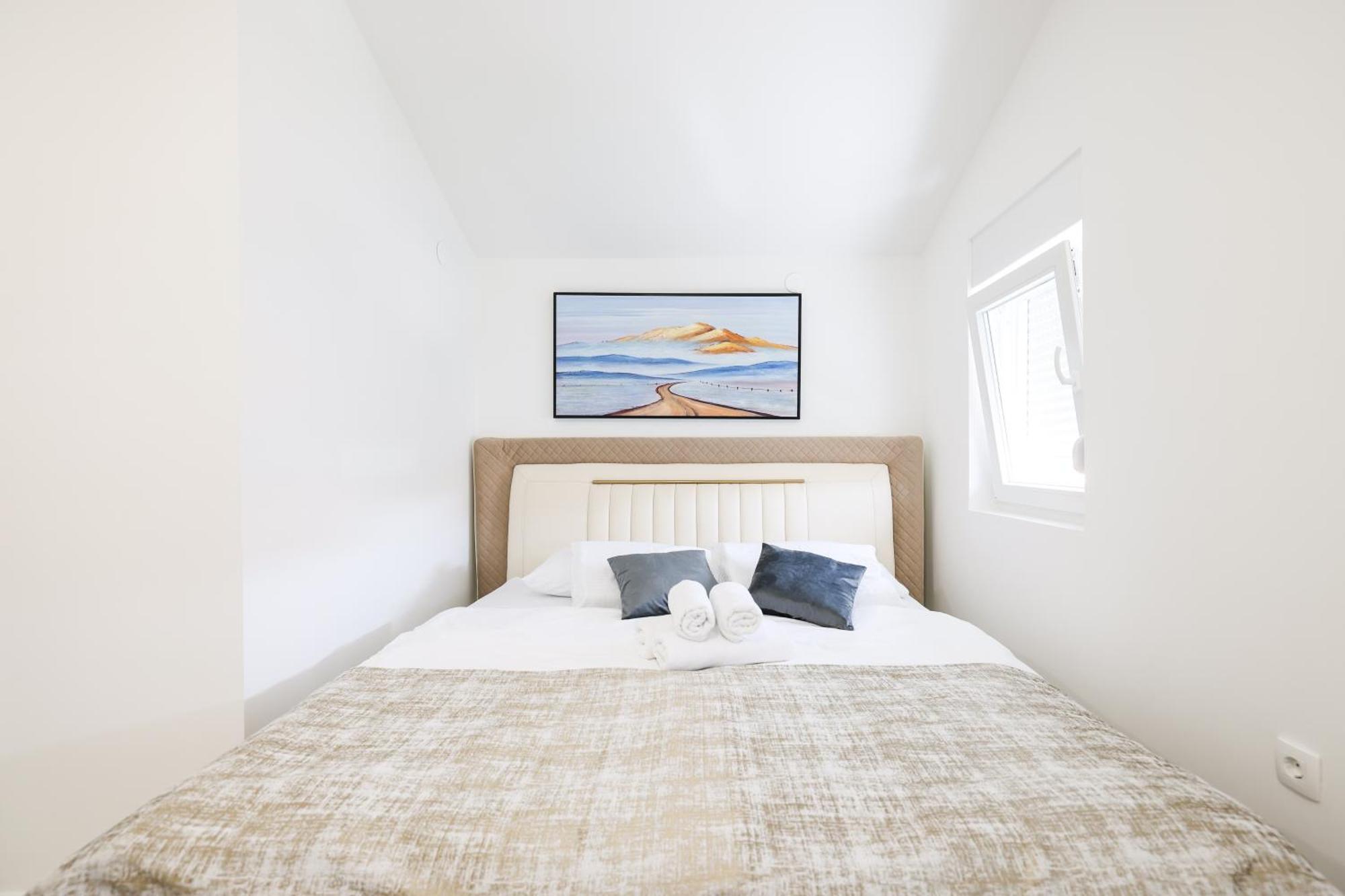 Premium Rooms Prince 扎达尔 外观 照片
