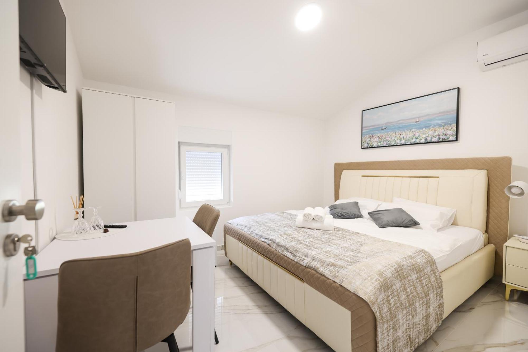 Premium Rooms Prince 扎达尔 外观 照片
