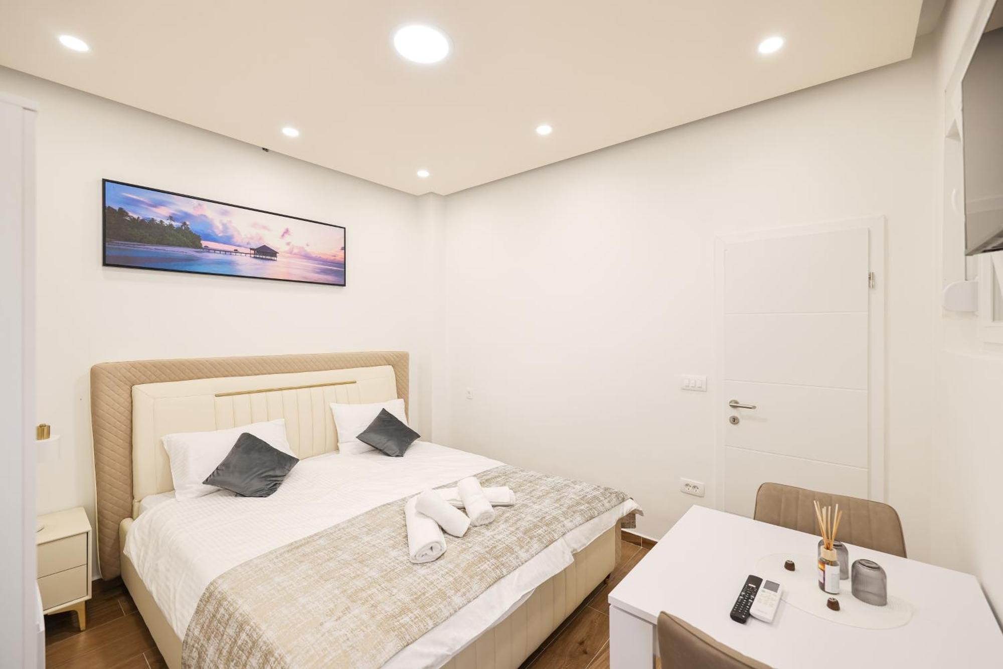 Premium Rooms Prince 扎达尔 外观 照片
