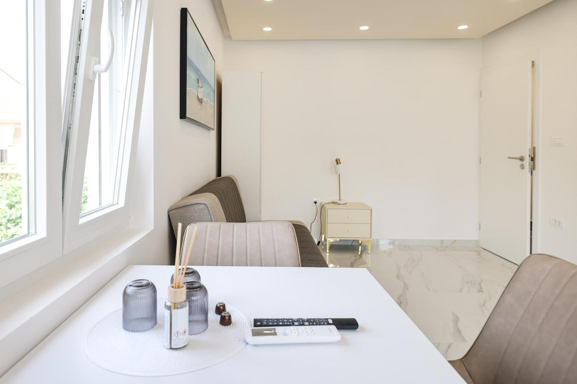 Premium Rooms Prince 扎达尔 外观 照片
