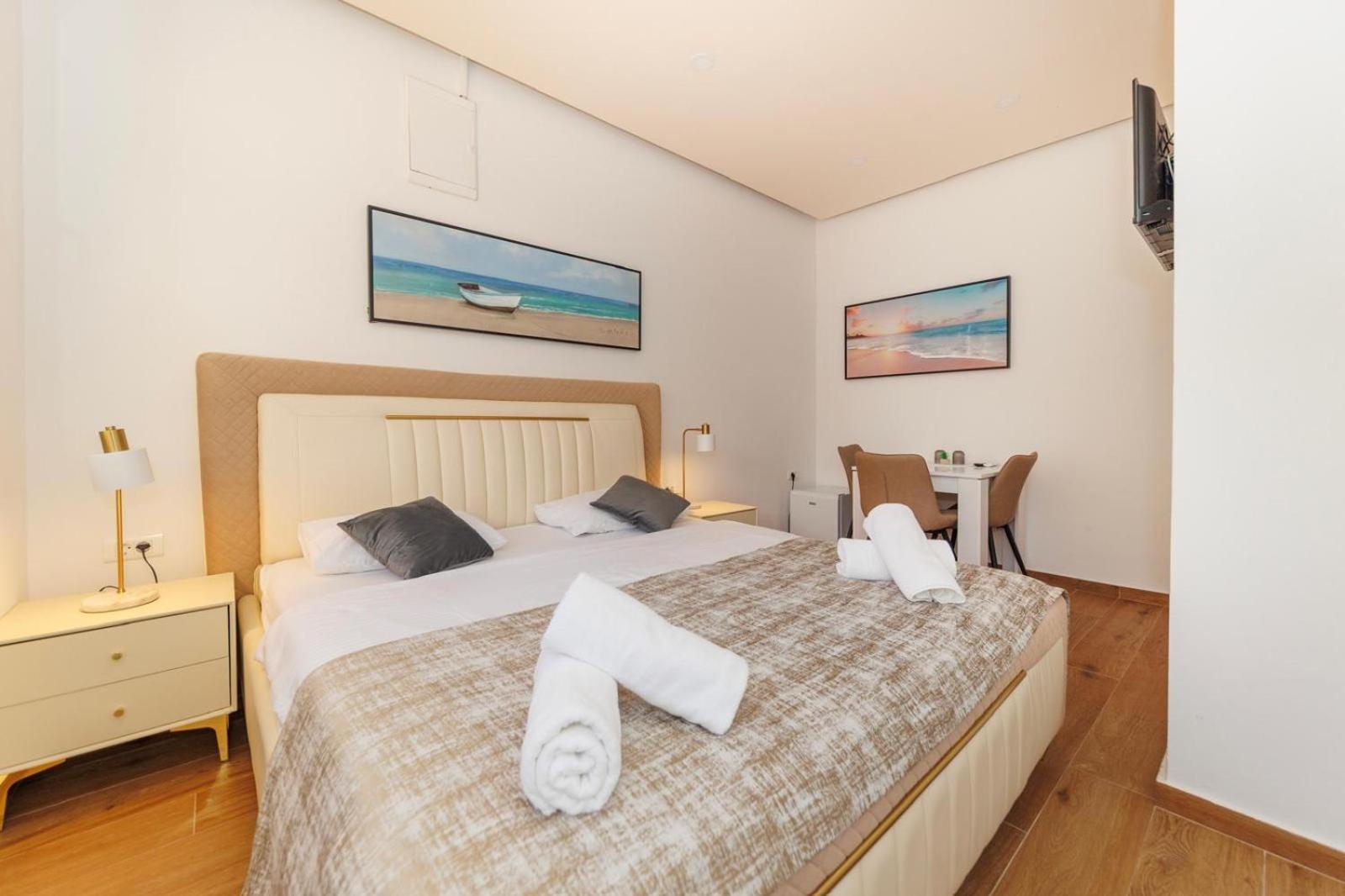 Premium Rooms Prince 扎达尔 外观 照片