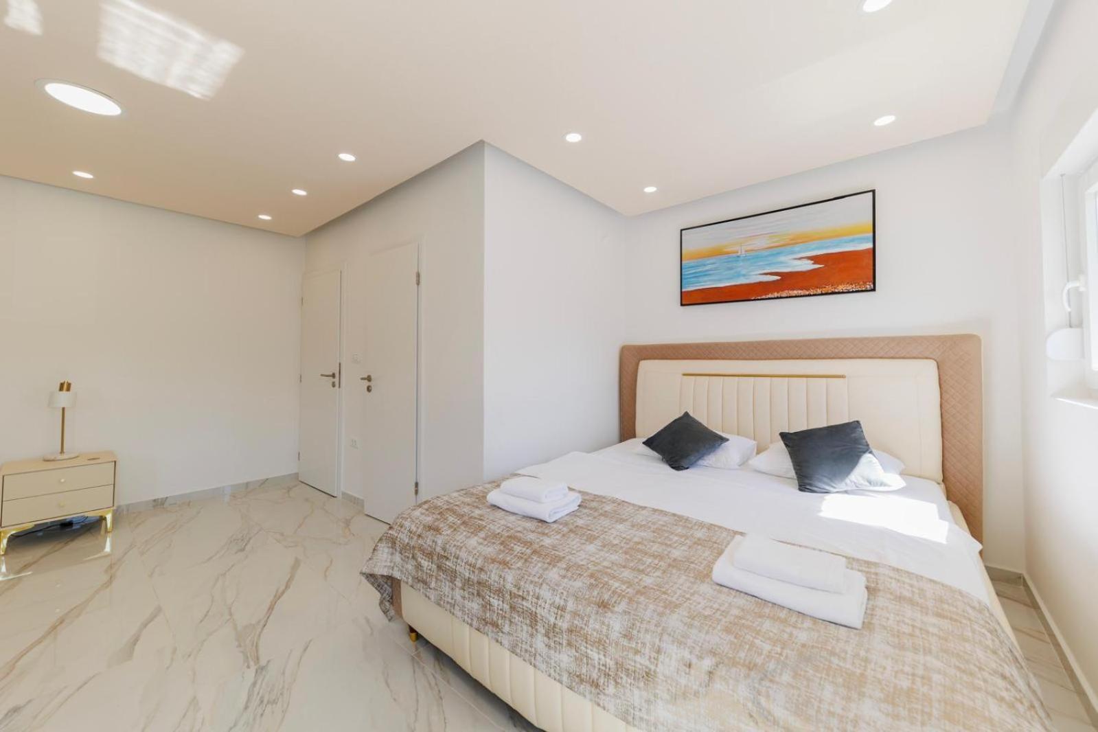 Premium Rooms Prince 扎达尔 外观 照片
